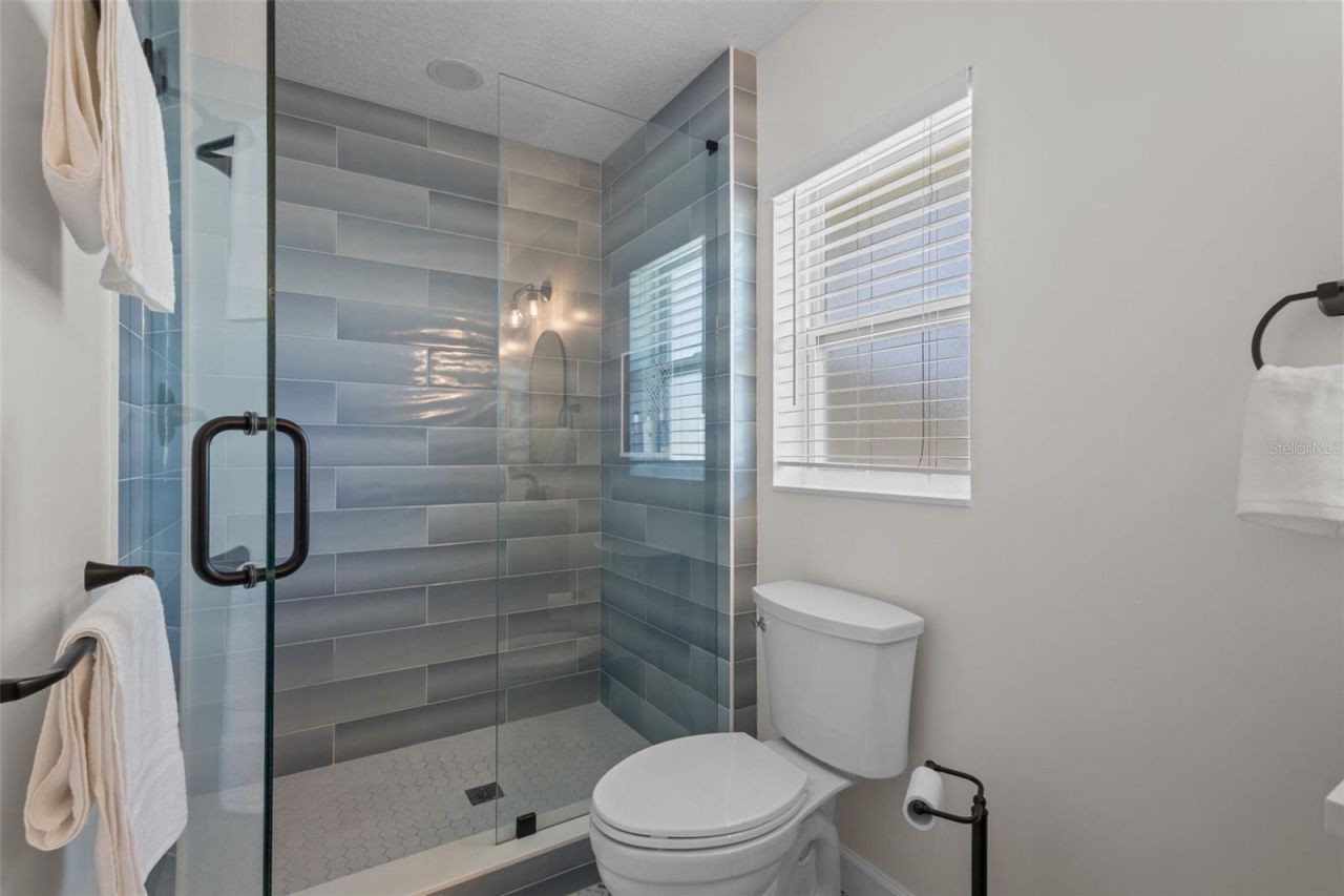 3046 Oak Cove Drive, Clearwater, FL 33759 Photo