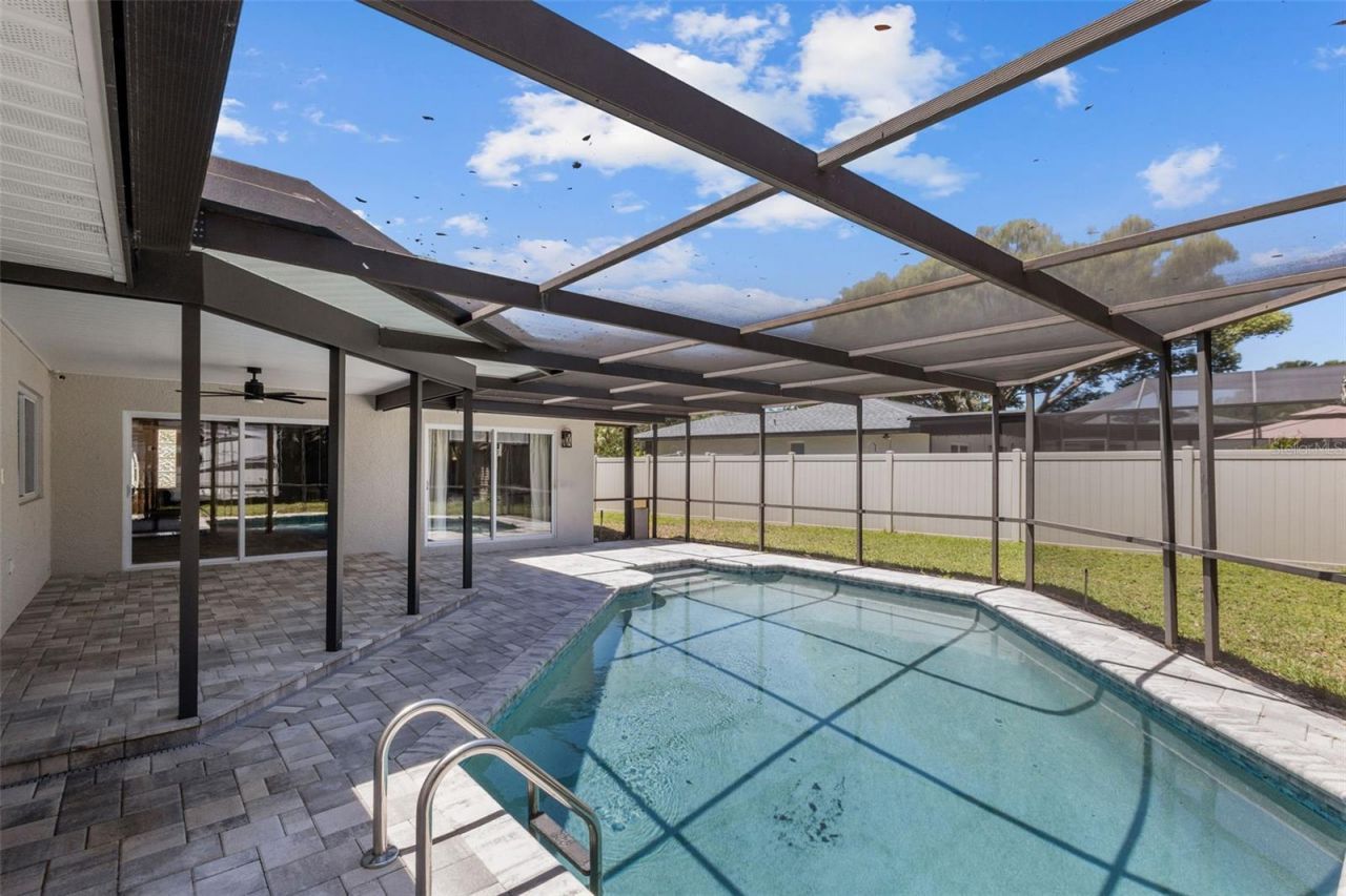 3046 Oak Cove Drive, Clearwater, FL 33759 Photo