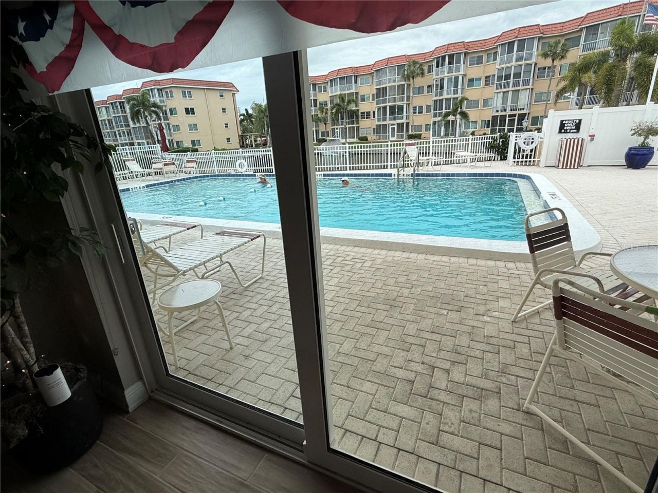 1250 N Portofino Drive, Unit 202, Sarasota, FL 34242 Photo