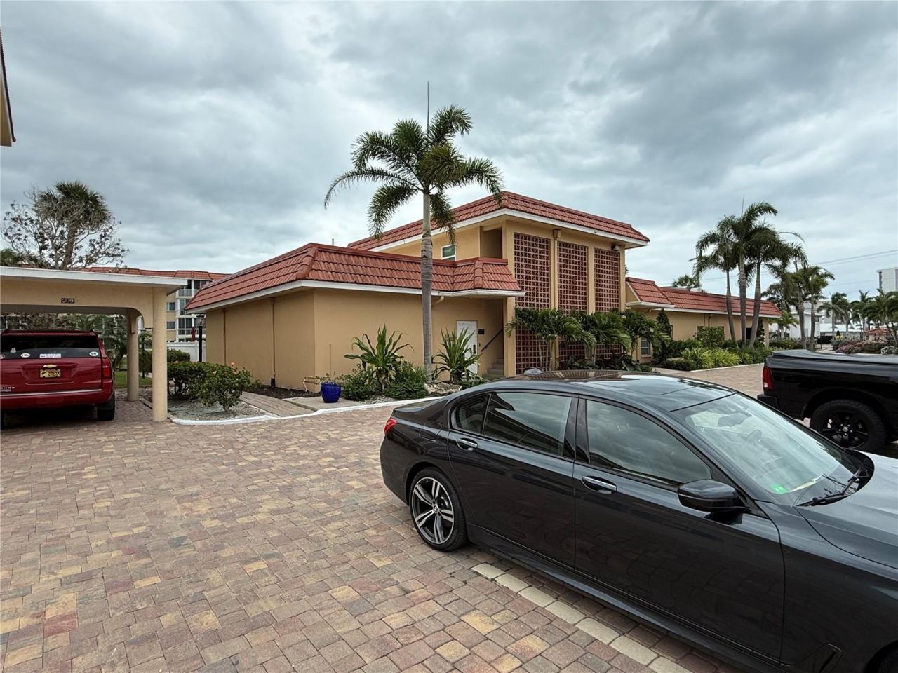 1250 N Portofino Drive, Unit 202, Sarasota, FL 34242 Photo