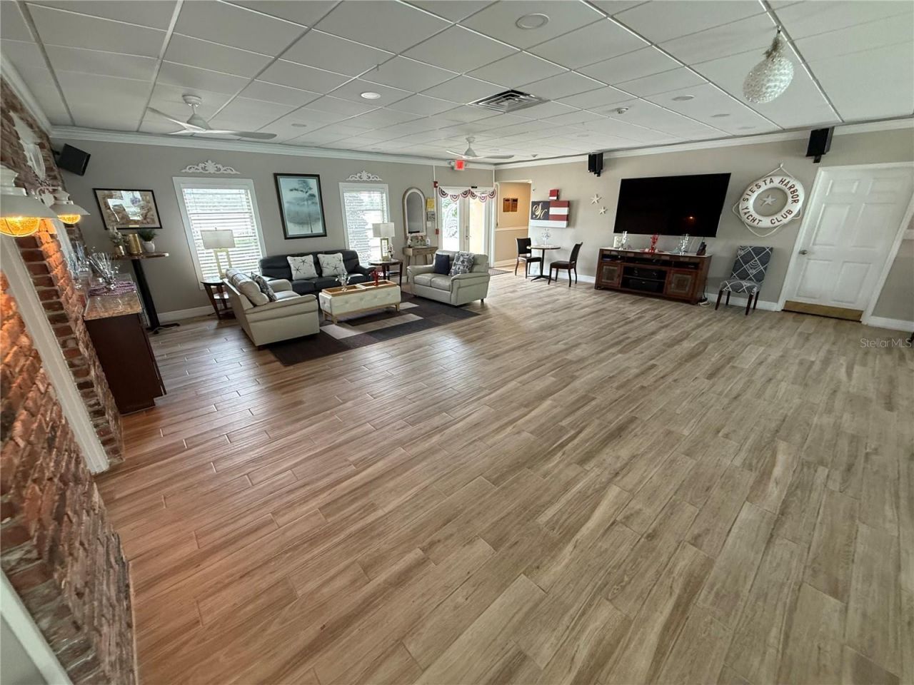 1250 N Portofino Drive, Unit 202, Sarasota, FL 34242 Photo