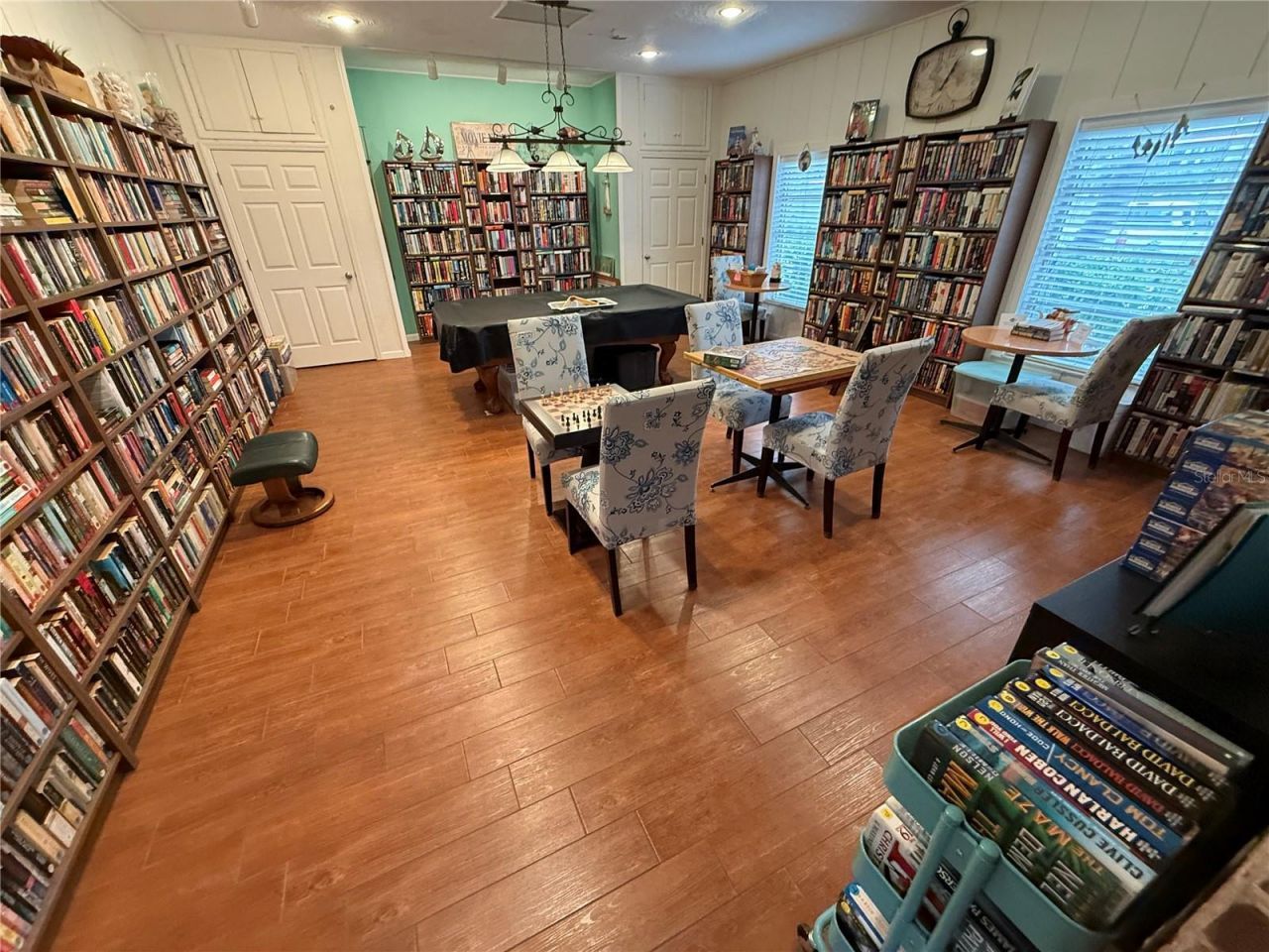 1250 N Portofino Drive, Unit 202, Sarasota, FL 34242 Photo