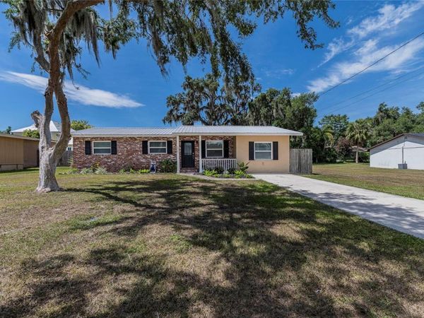 325 W STANFORD STREET , BARTOW, FL 33830