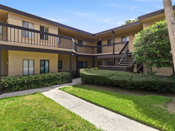 2685 SABAL SPRINGS CIRCLE , Unit 105, CLEARWATER, FL 33761