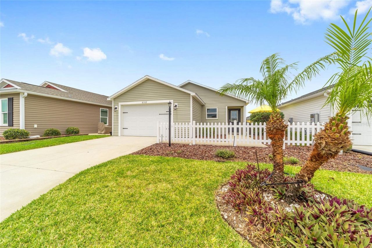 6082 Budny Avenue, The Villages, FL 32163 Main Photo