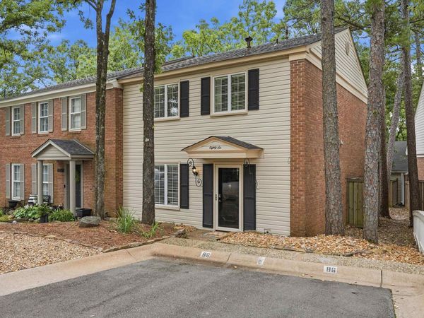 86 Kingsbridge Way, Little Rock, AR 72212