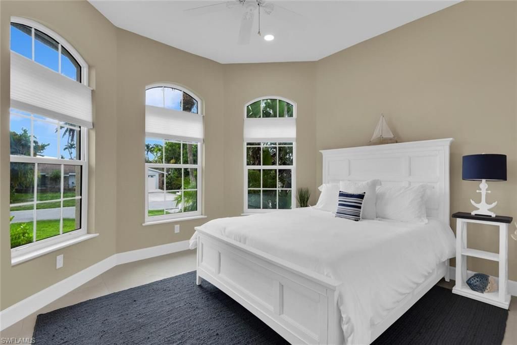 3254 Lakeview Dr , Naples, FL 34112 Photo