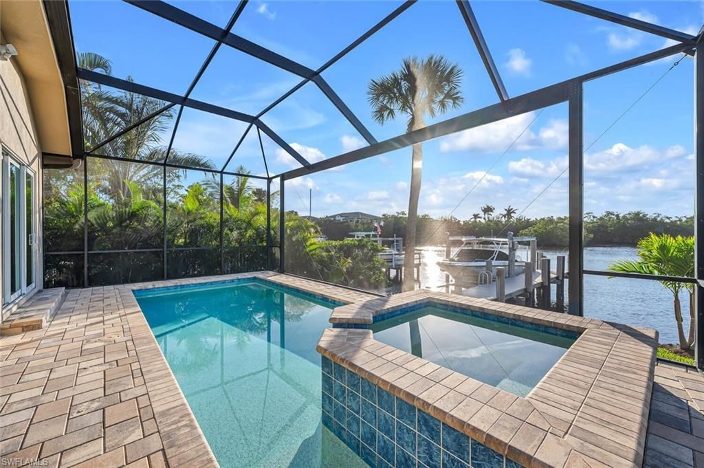 3254 Lakeview Dr , Naples, FL 34112 Photo