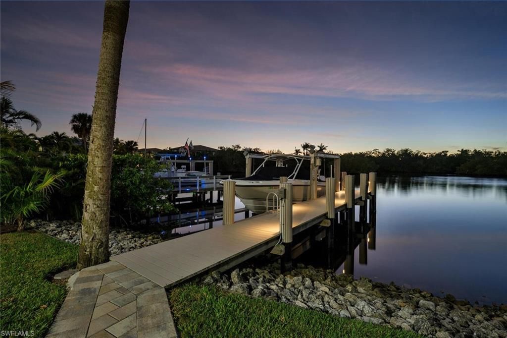 3254 Lakeview Dr , Naples, FL 34112 Photo