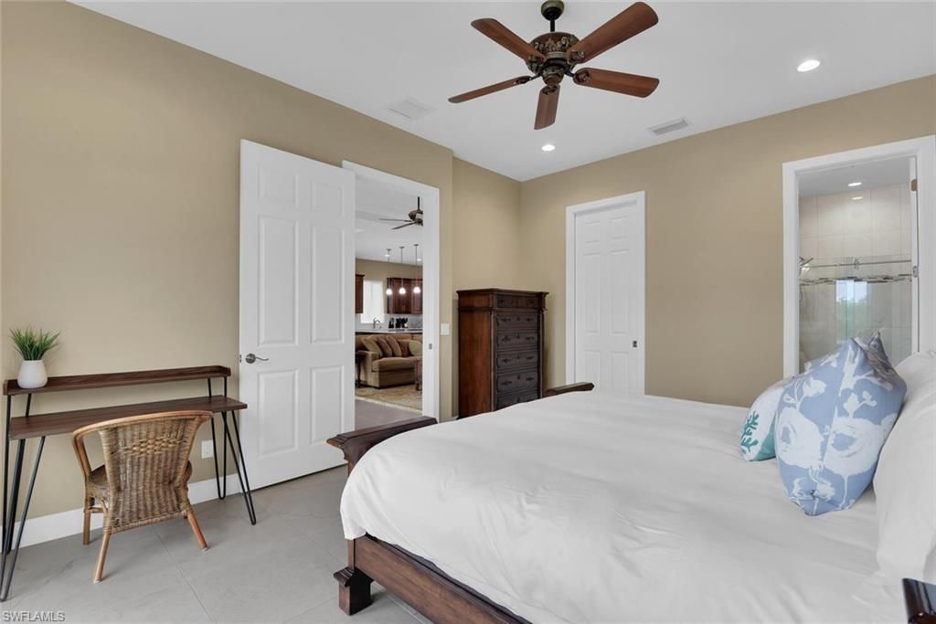 3254 Lakeview Dr , Naples, FL 34112 Photo