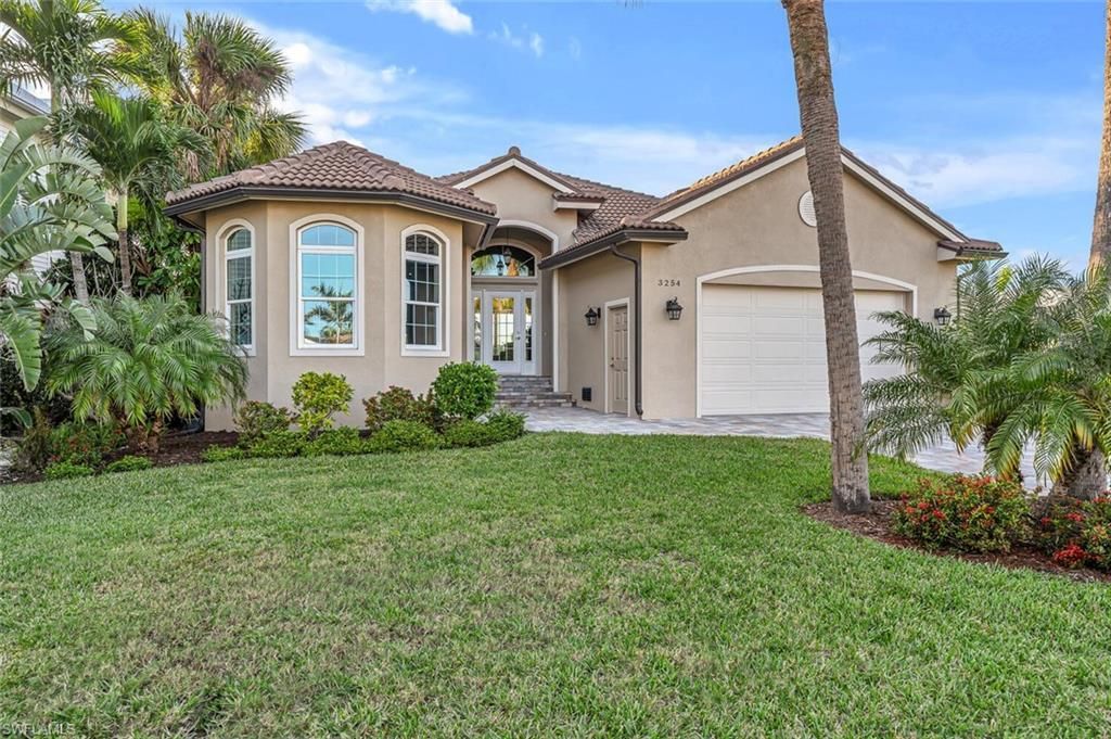 3254 Lakeview Dr , Naples, FL 34112 Photo
