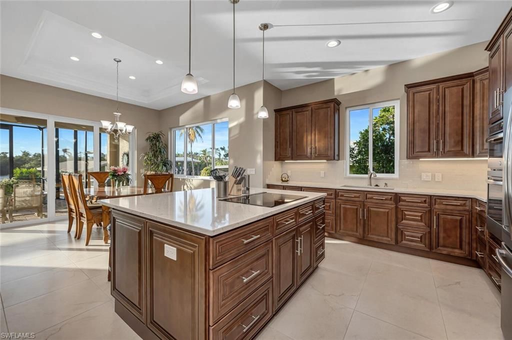 3254 Lakeview Dr , Naples, FL 34112 Photo