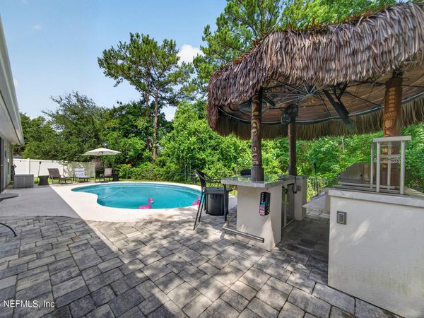 885 CORSICA Lane, Jacksonville, FL 32218