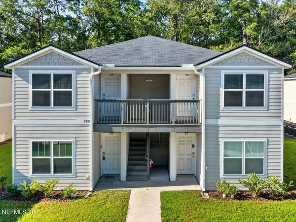 7650 MAILES Court, Jacksonville, FL 32210
