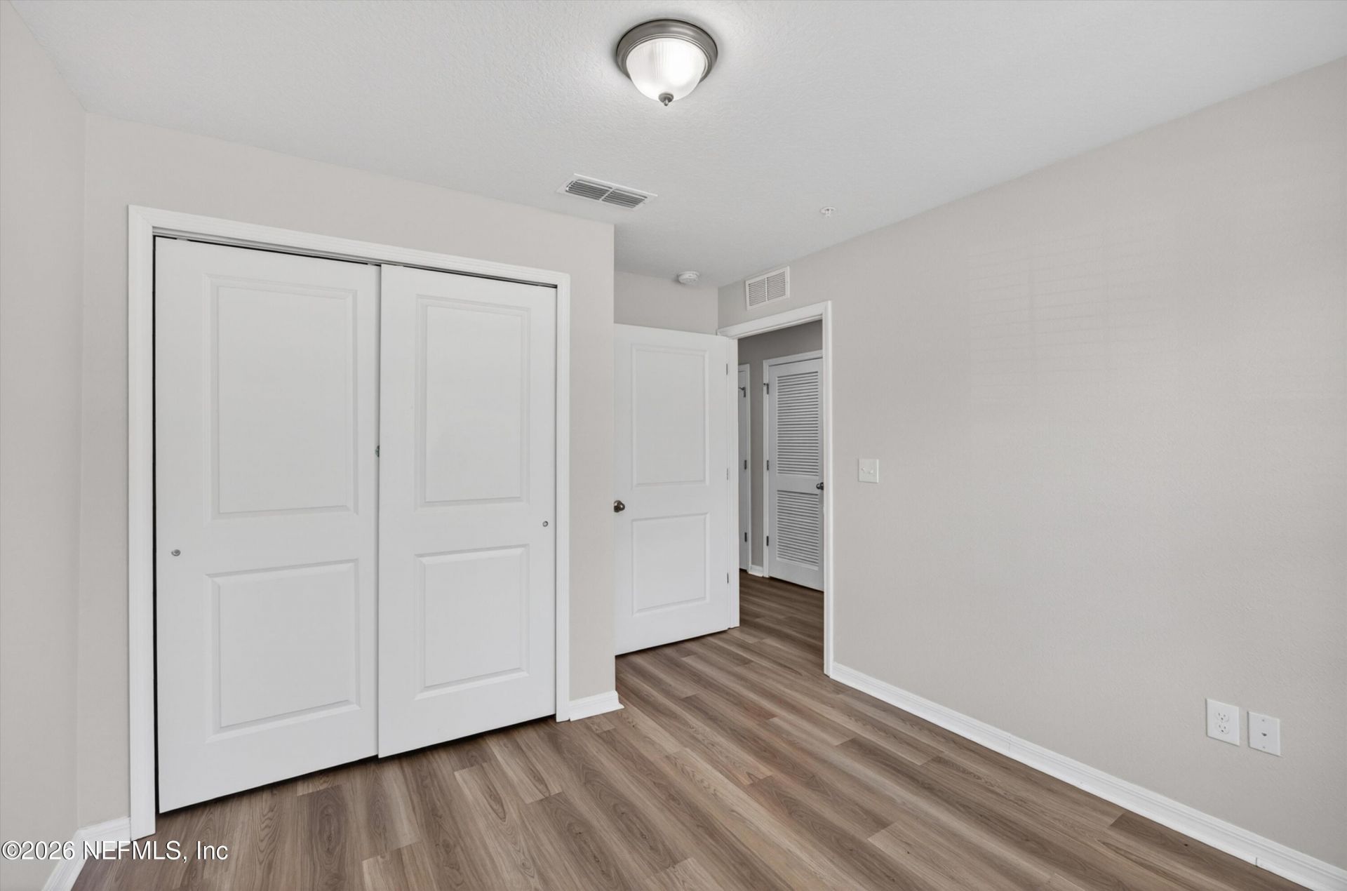 7650 Mailes Court, Unit 101, Jacksonville, FL 32210 Photo