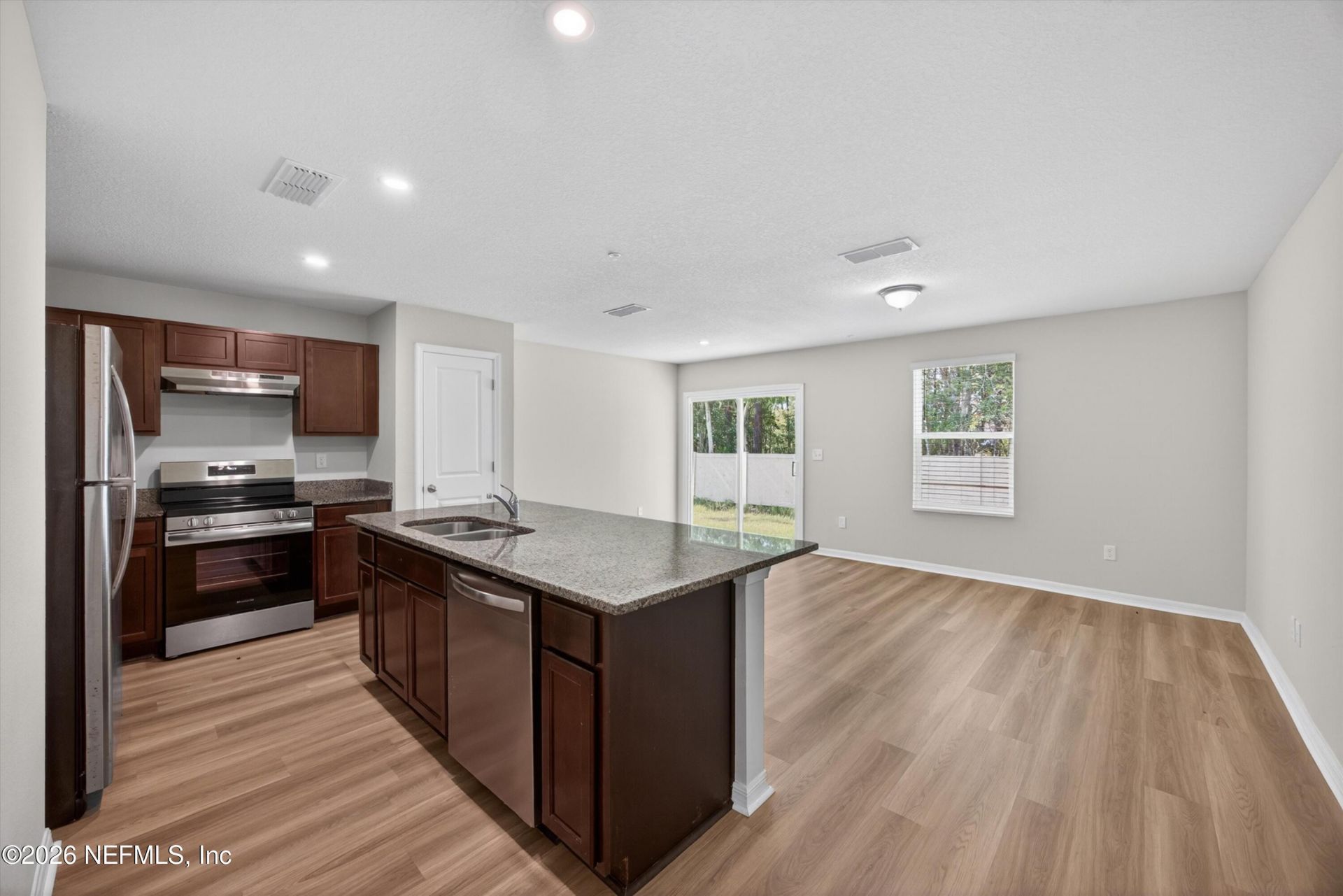 7650 Mailes Court, Jacksonville, FL 32210 Photo