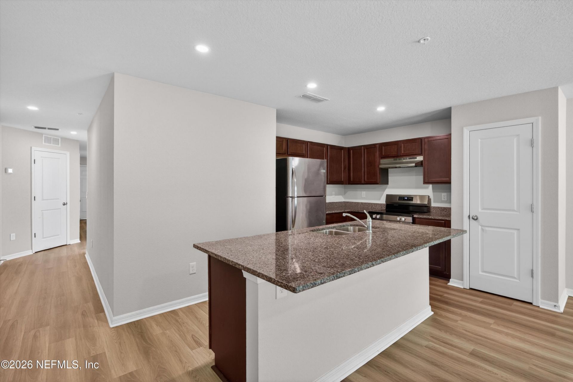 7650 Mailes Court, Jacksonville, FL 32210 Photo
