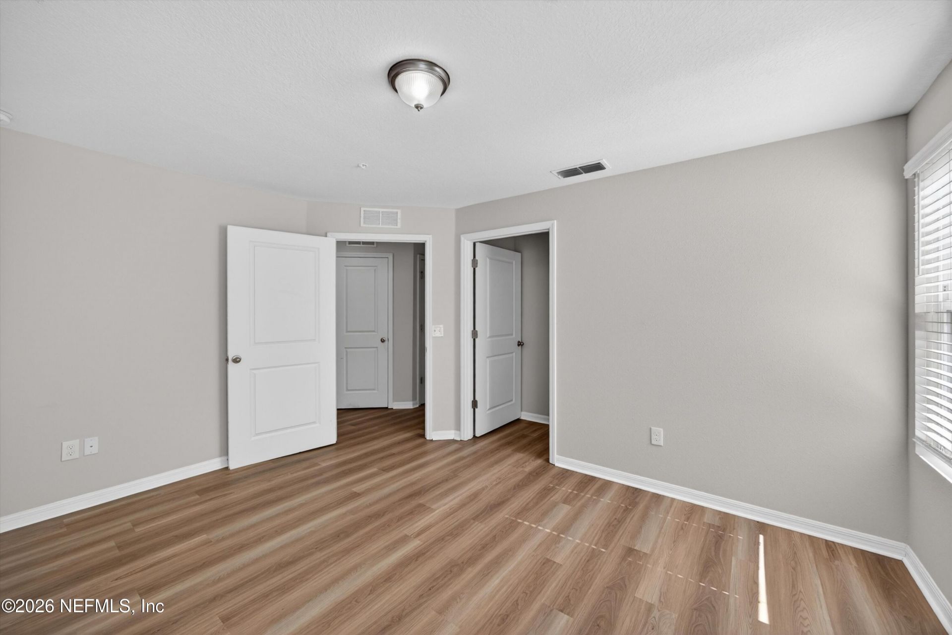 7650 Mailes Court, Unit 101, Jacksonville, FL 32210 Photo