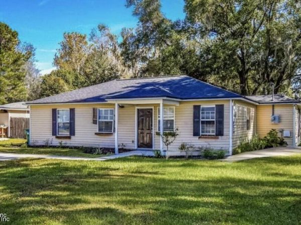 9861 S CLINTON Avenue, Glen St. Mary, FL 32040