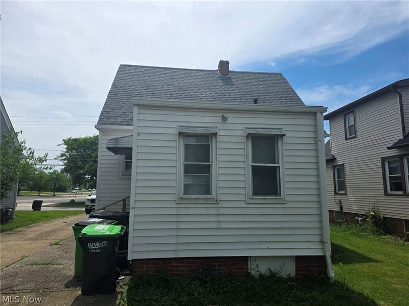 1357 E 289th Street, Wickliffe, OH 44092 Photo 5