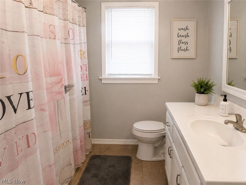 1357 E 289th Street, Wickliffe, OH 44092 Photo 8