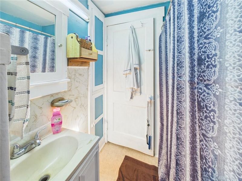 209 N Main, Greenville, OH 45331 Photo 8
