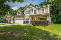 1517 Saint Stephens Way photo 4