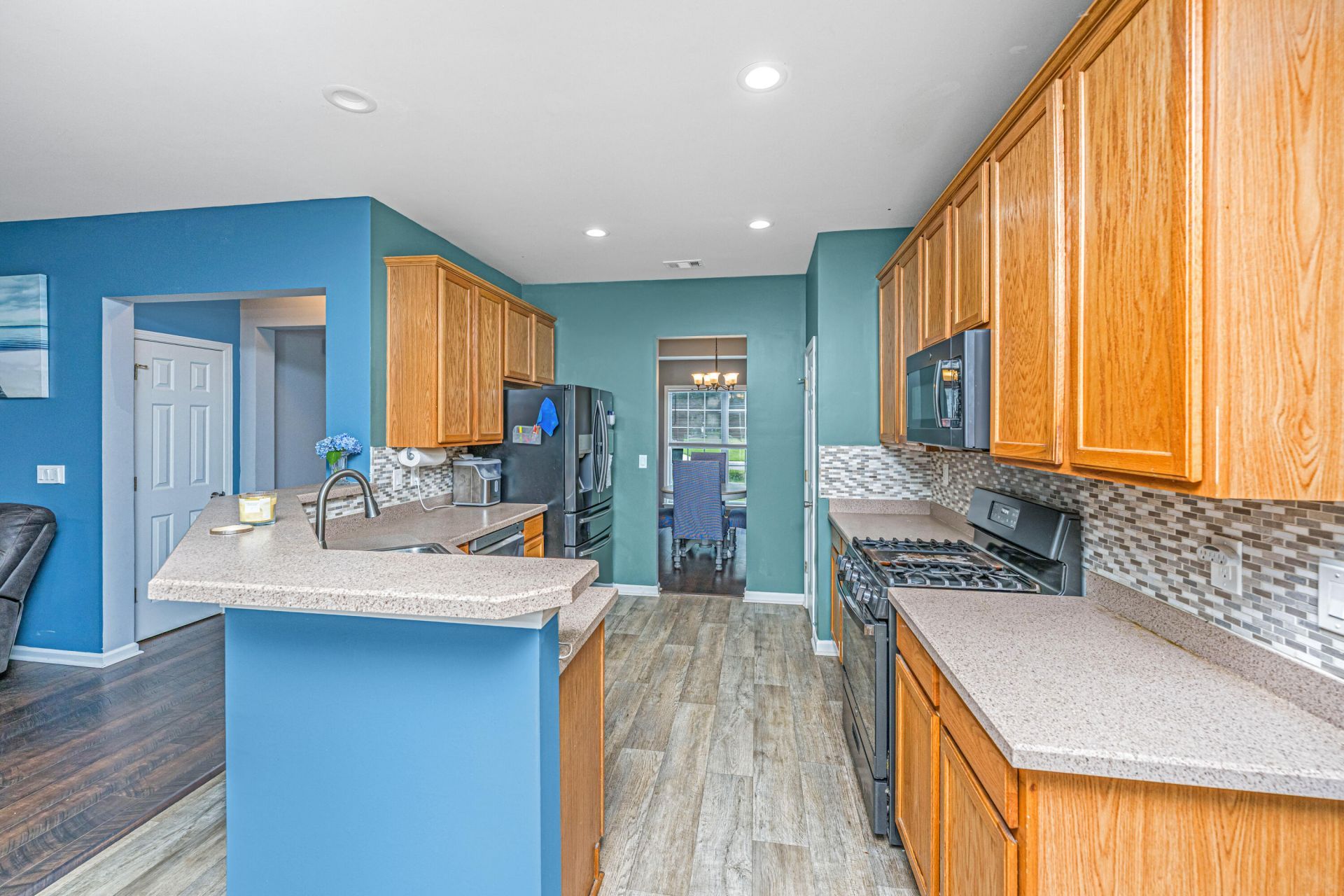 1517 Saint Stephens Way Photo 23