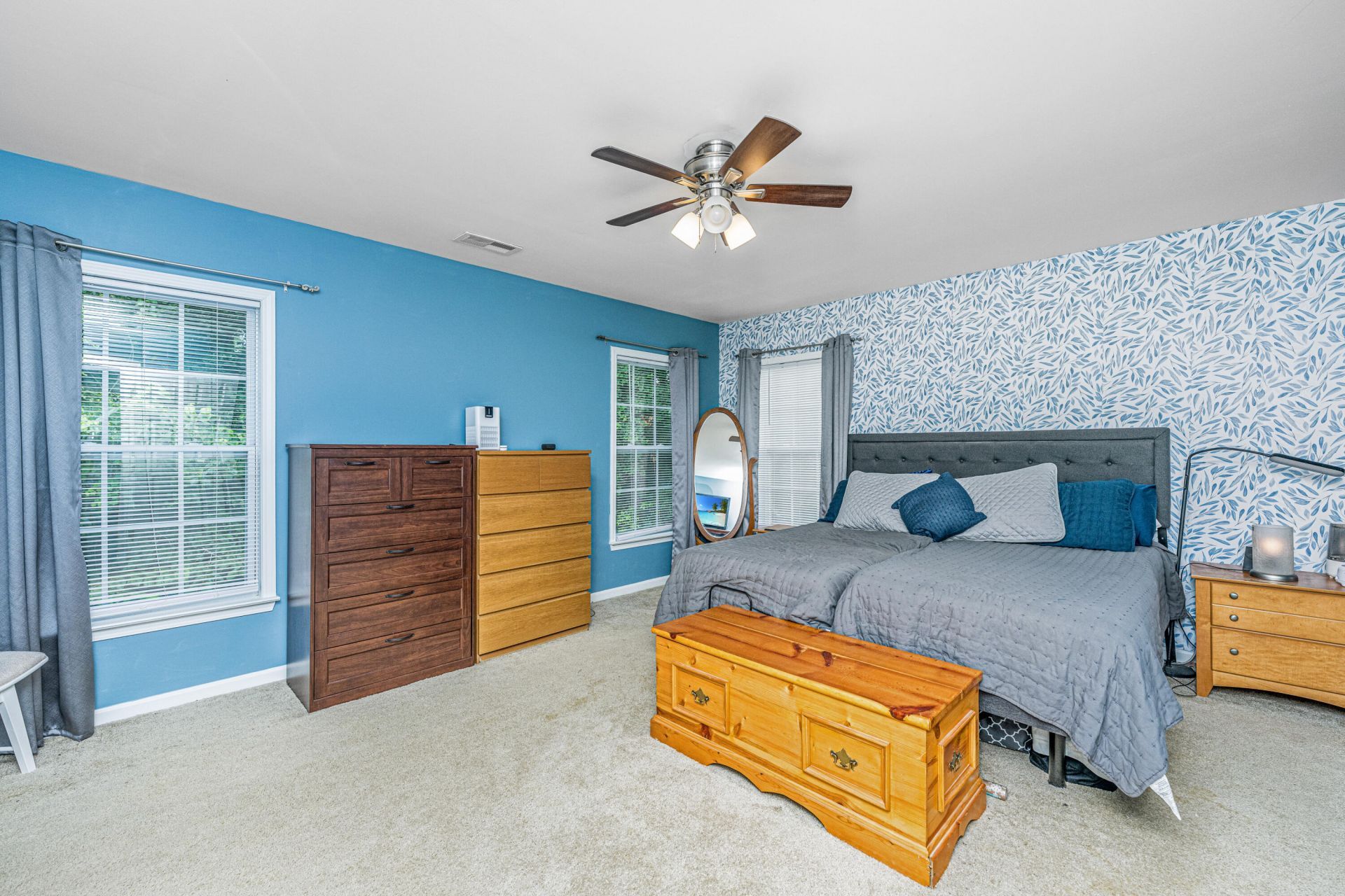 1517 Saint Stephens Way Photo 28