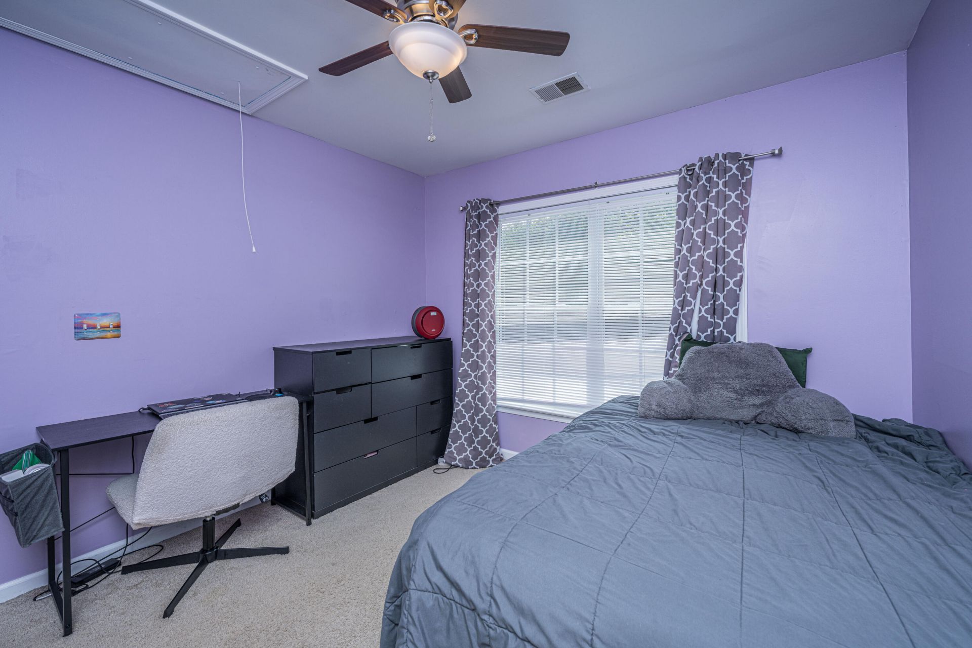 1517 Saint Stephens Way Photo 36