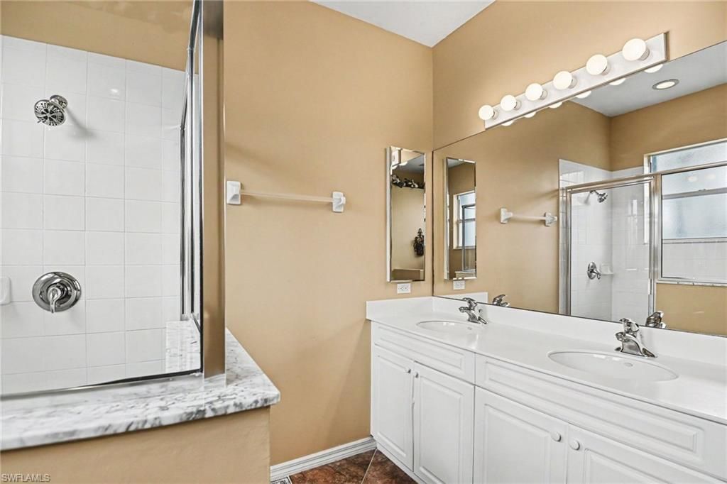 1230 Sweetwater Ln, Unit 2208, Naples, FL 34110 Photo