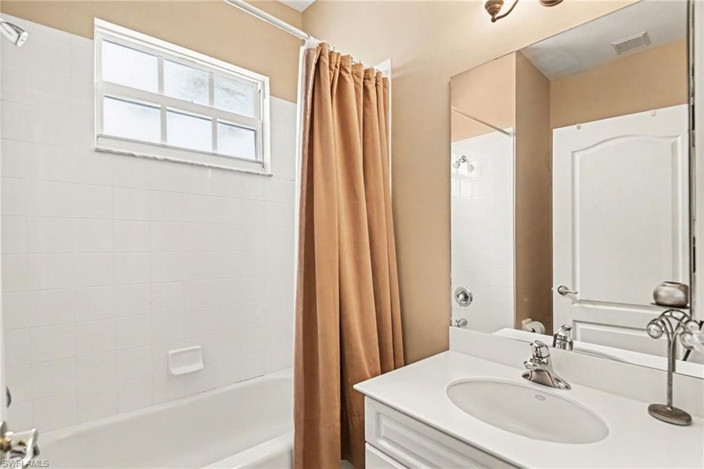 1230 Sweetwater Ln, Unit 2208, Naples, FL 34110 Photo
