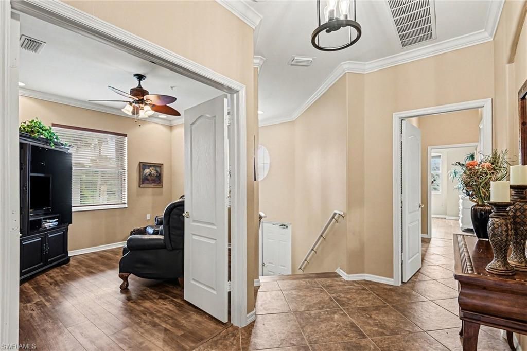 1230 Sweetwater Ln, Unit 2208, Naples, FL 34110 Photo
