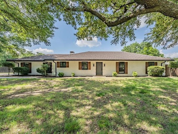 224 Bob White Trail, Burleson, TX 76028