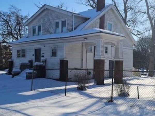 9755 Nardin Drive, Detroit, MI 48204