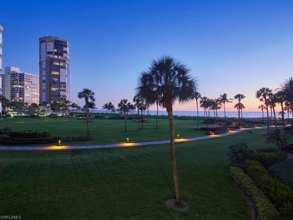 4551 Gulf Shore BLVD N, Unit 204, NAPLES, FL 34103