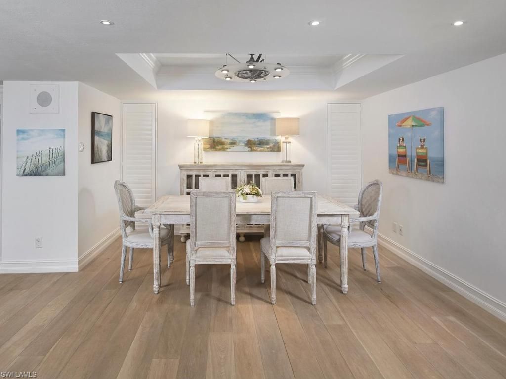 4551 Gulf Shore Blvd N, Unit 204, Naples, FL 34103 Photo