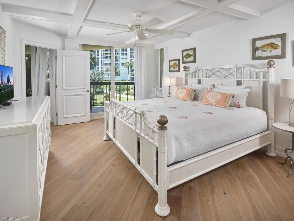 4551 Gulf Shore Blvd N, Unit 204, Naples, FL 34103 Photo