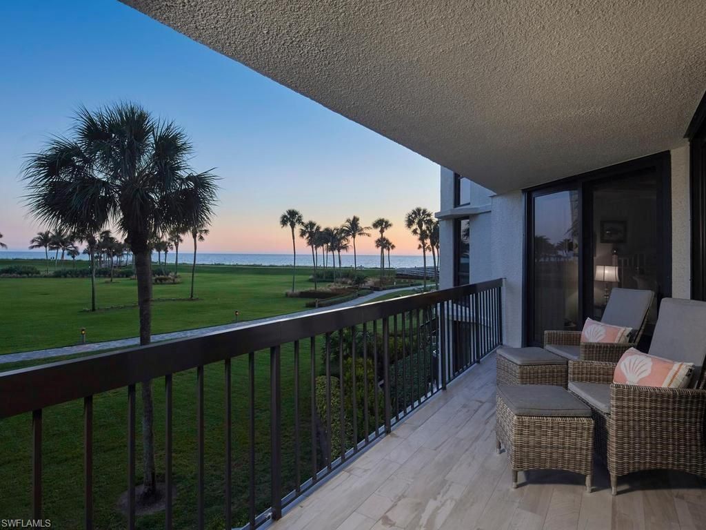 4551 Gulf Shore Blvd N, Unit 204, Naples, FL 34103 Photo