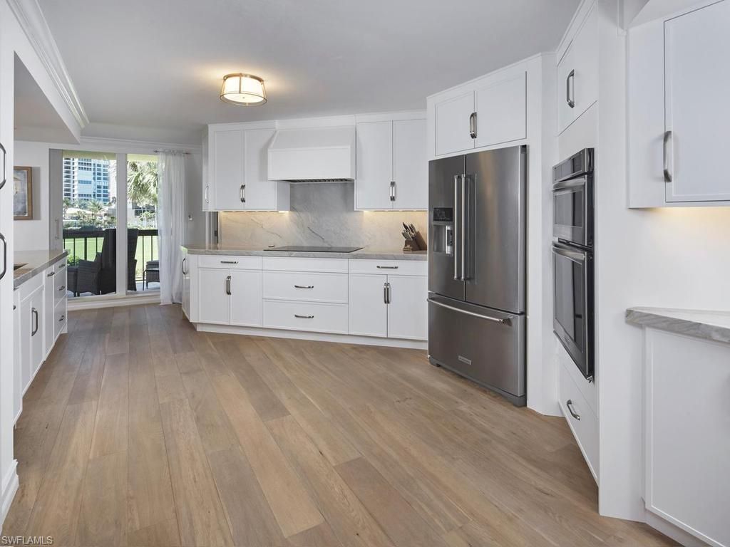 4551 Gulf Shore Blvd N, Unit 204, Naples, FL 34103 Photo