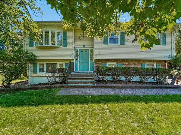 3 Bittman Lane, New City, NY 10956