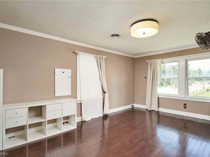 17004 Greenwood Avenue, Cleveland, OH 44111 Photo 19