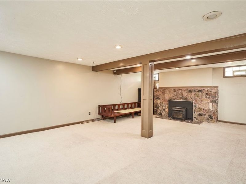 17004 Greenwood Avenue, Cleveland, OH 44111 Photo 23