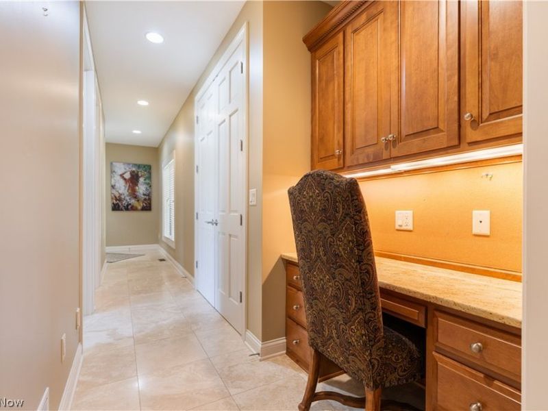 1544 Pilgrims Knob SE, Canton, OH 44709 Photo 16