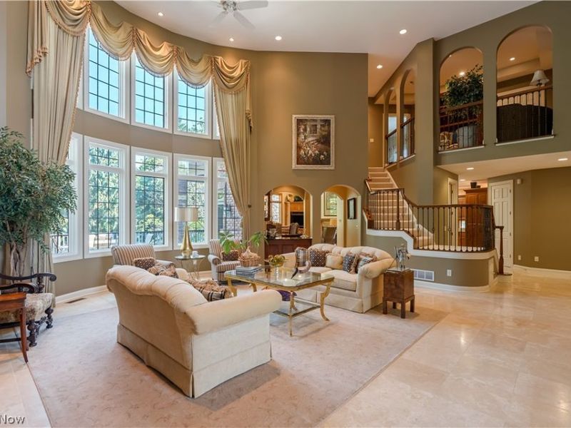 1544 Pilgrims Knob SE, Canton, OH 44709 Photo 3