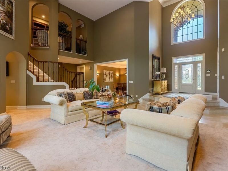 1544 Pilgrims Knob SE, Canton, OH 44709 Photo 4