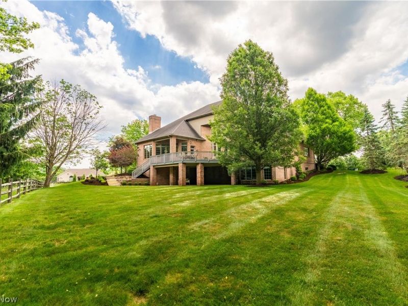 1544 Pilgrims Knob SE, Canton, OH 44709 Photo 48