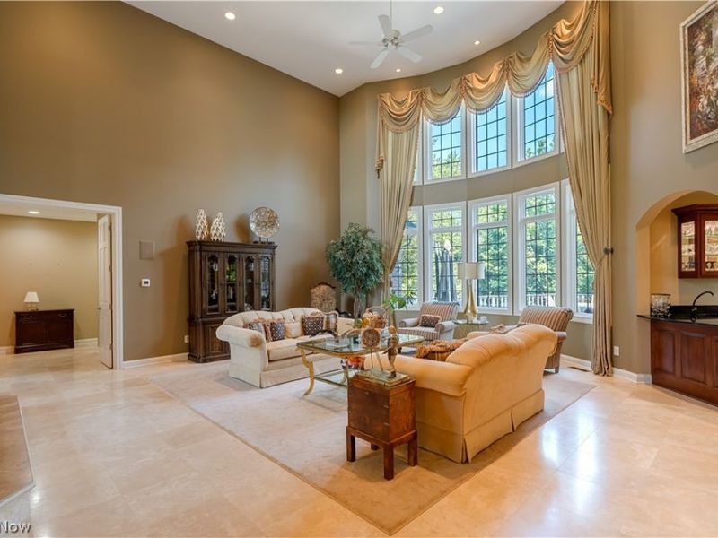 1544 Pilgrims Knob SE, Canton, OH 44709 Photo 5