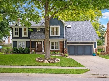 608 Butternut Lane, Liberty, MO 64068
