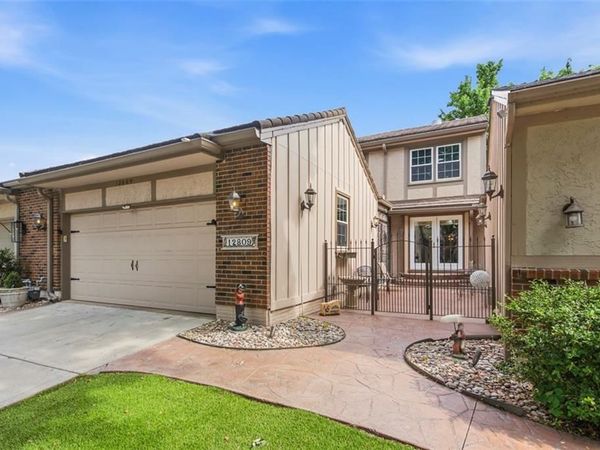 12809 Cambridge Road, Leawood, KS 66209